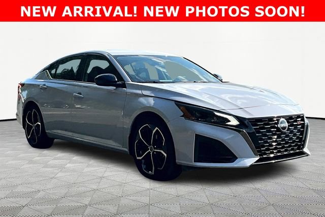 Used 2024 Nissan Altima 2.5 SR