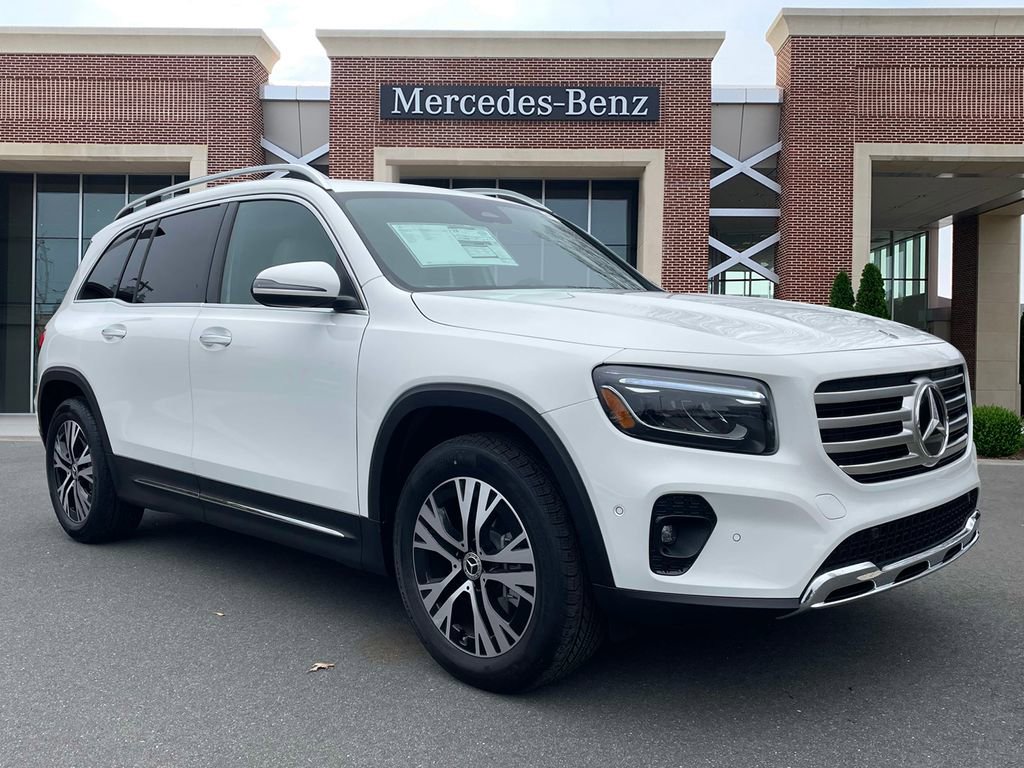 Certified 2025 Mercedes-Benz GLB 250 image 3