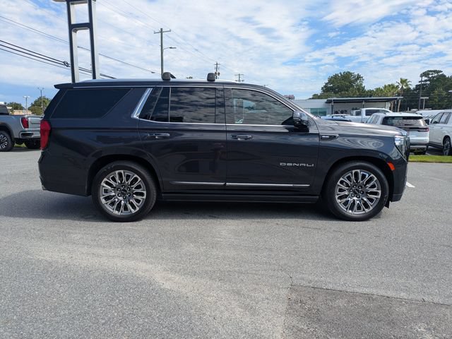 Used 2023 GMC Yukon Denali Ultimate AWD/4WD image 4