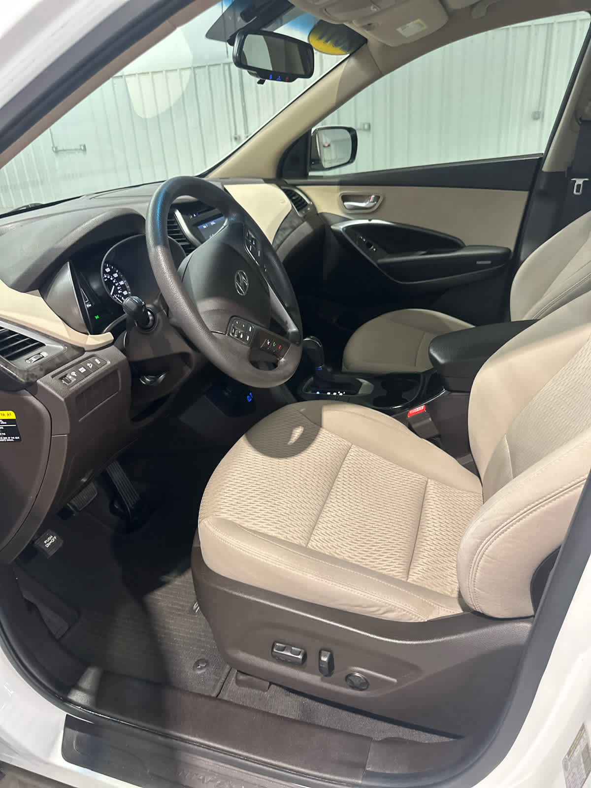 Used 2017 Hyundai Santa Fe Sport FWD image 15