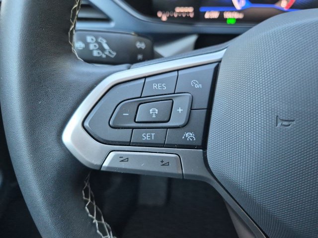 Used 2023 Volkswagen Taos SE AWD/4WD image 15