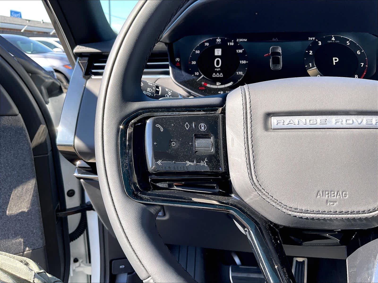 New 2025 Land Rover Range Rover Sport Dynamic SE AWD/4WD image 17