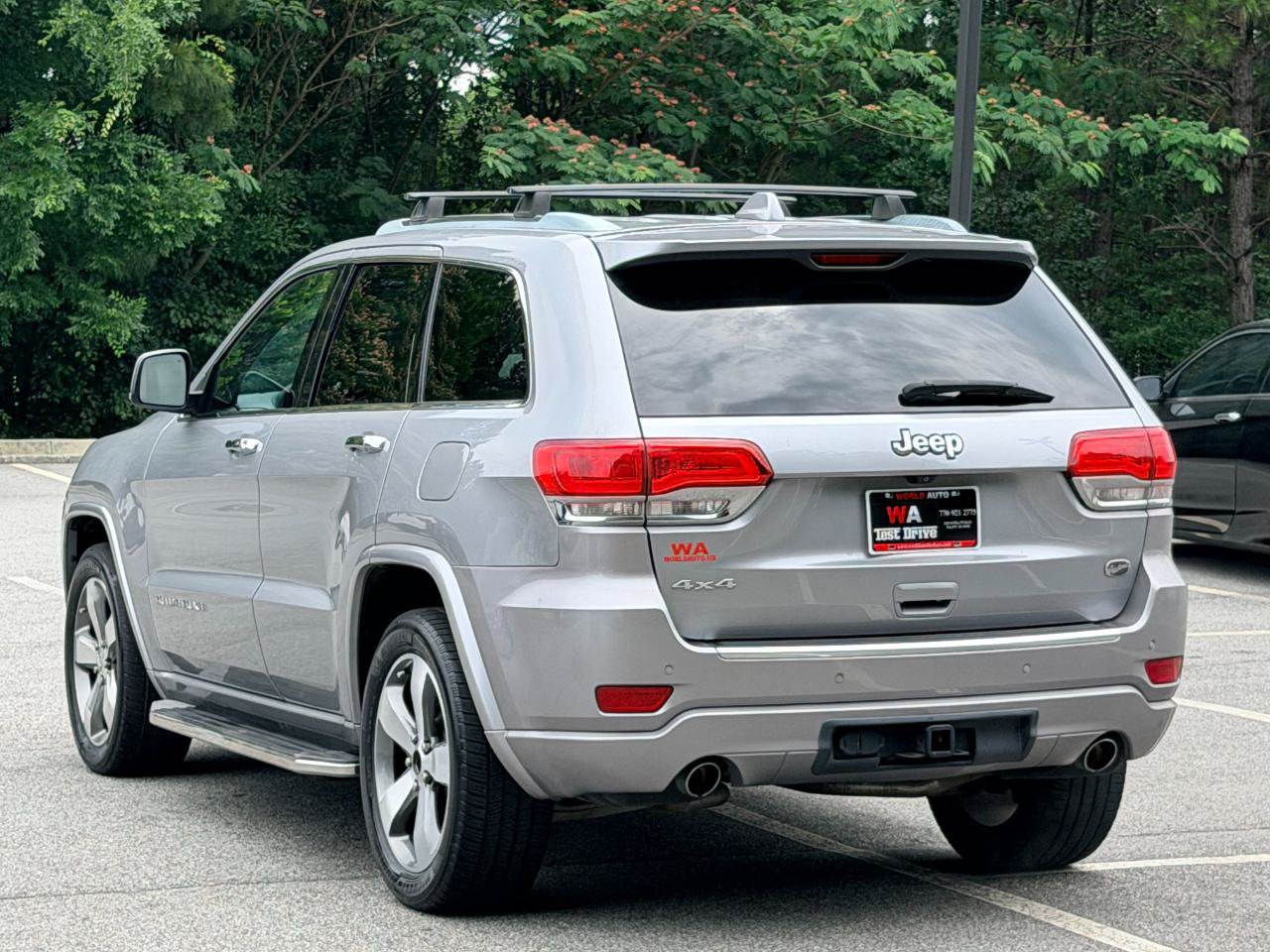 Used 2014 Jeep Grand Cherokee Overland AWD/4WD image 6