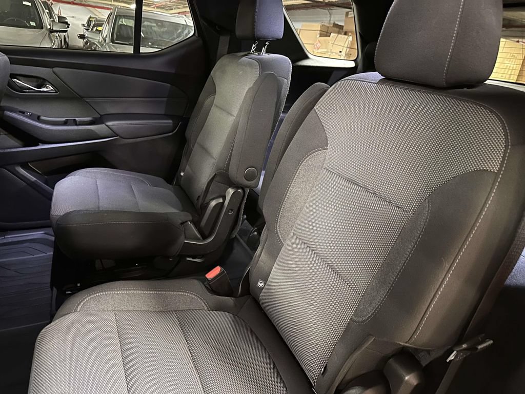 Certified 2023 Chevrolet Traverse LT w/ LPO, Floor Liner Package AWD/4WD image 16