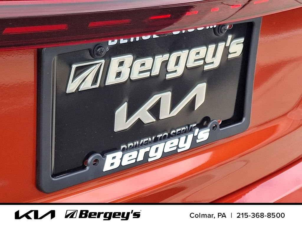 Certified 2023 Kia Forte LXS FWD image 33