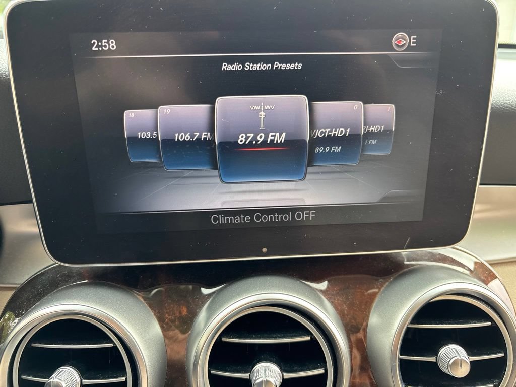 Used 2016 Mercedes-Benz GLC 300 4MATIC image 16