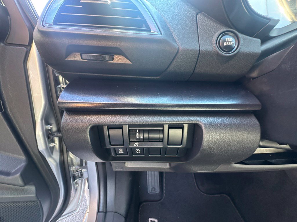 Used 2021 Subaru Crosstrek 2.5i Sport AWD/4WD image 19