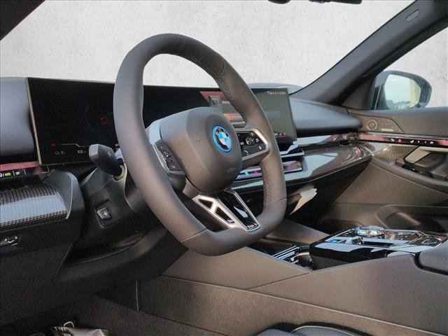 New 2026 BMW i5 eDrive40 image 3