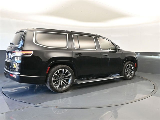 Used 2022 Jeep Grand Wagoneer Series III image 4