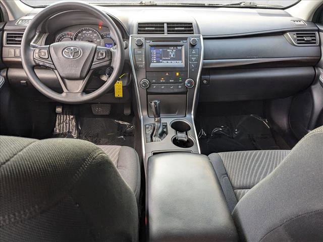 Used 2015 Toyota Camry LE image 16