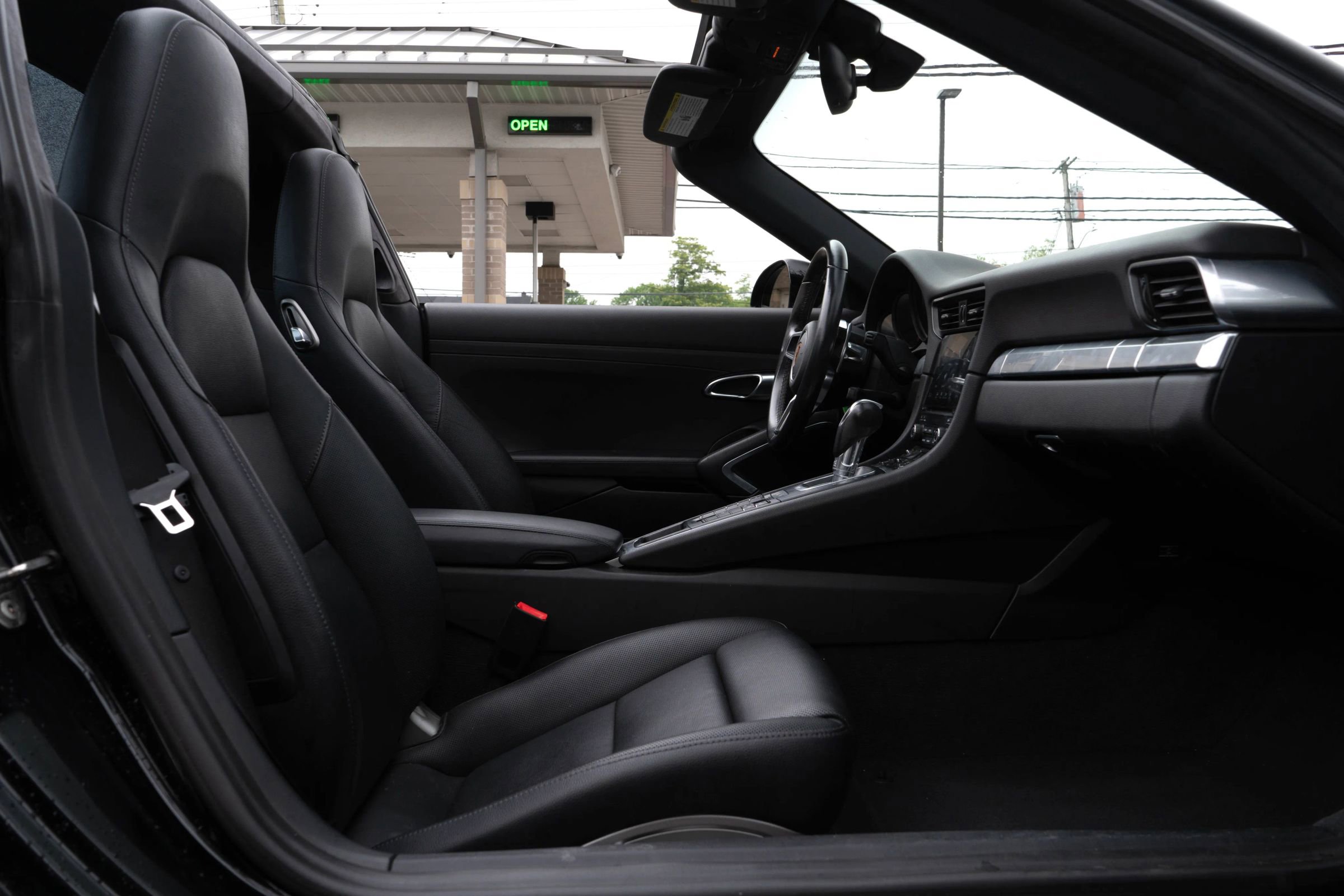 Used 2018 Porsche 911 Targa 4 image 55