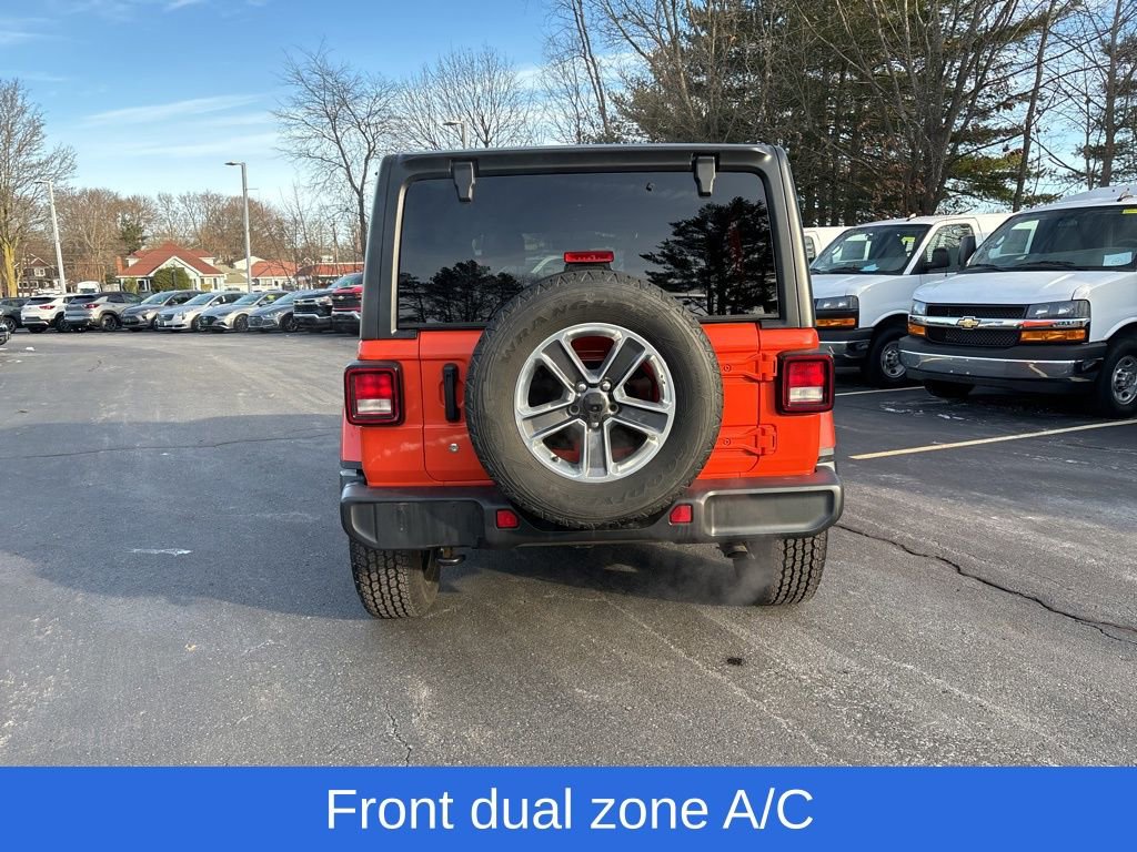 Used 2018 Jeep Wrangler Unlimited Sahara image 7
