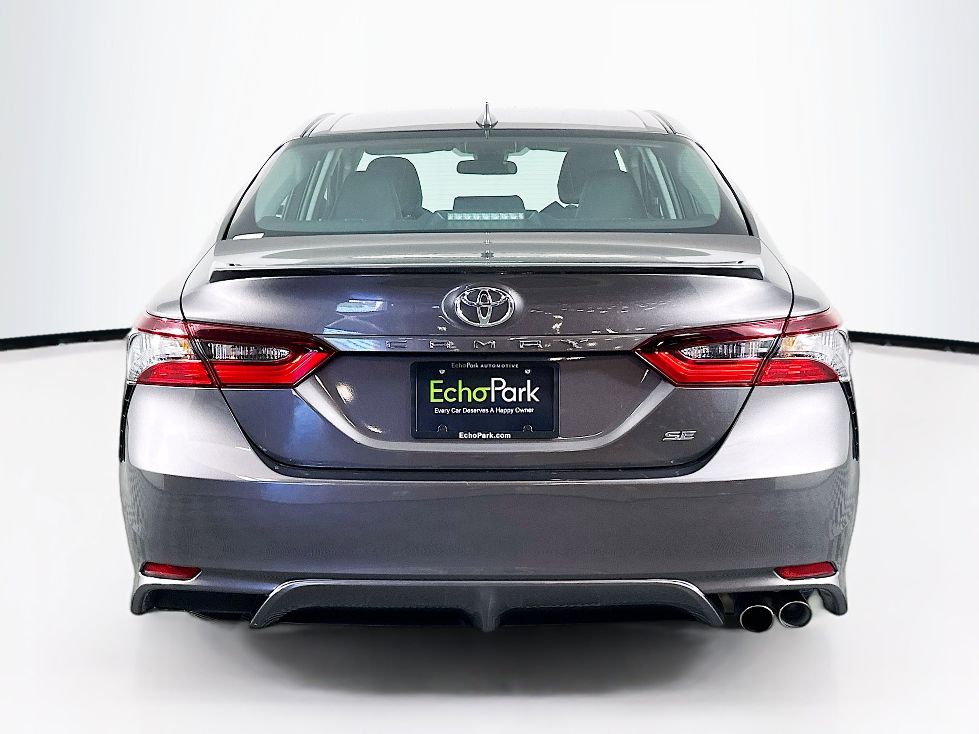 Used 2024 Toyota Camry SE FWD image 7