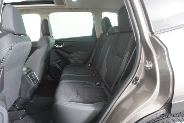 Used 2023 Subaru Forester Premium image 33