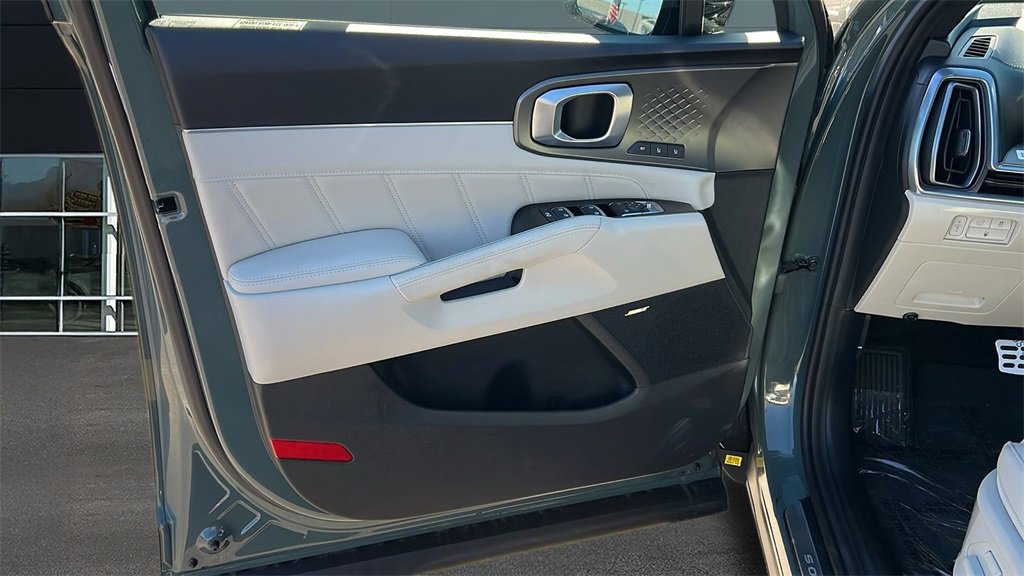New 2026 Kia Sorento SX Prestige image 9