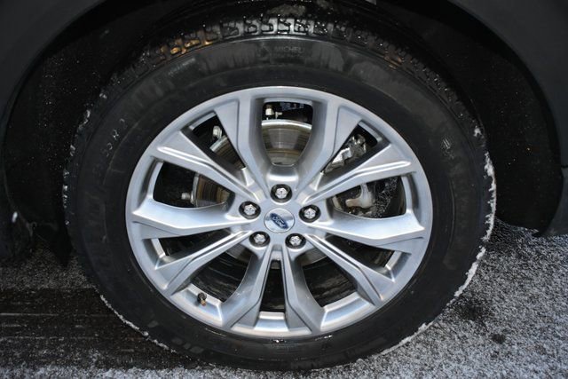 Used 2024 Ford Explorer Limited image 55