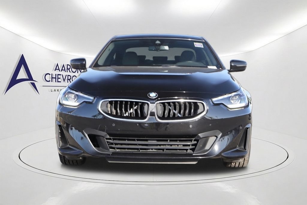 Used 2022 BMW 230i Coupe w/ Convenience Package RWD image 2