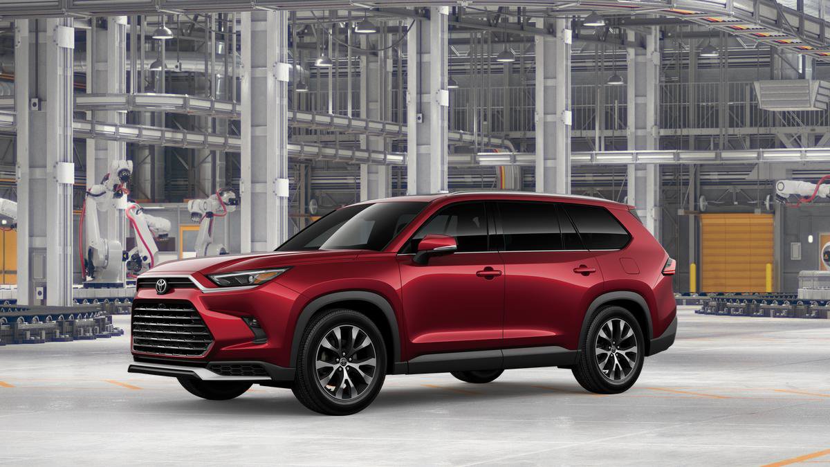 New 2026 Toyota Grand Highlander AWD Hybrid image 2
