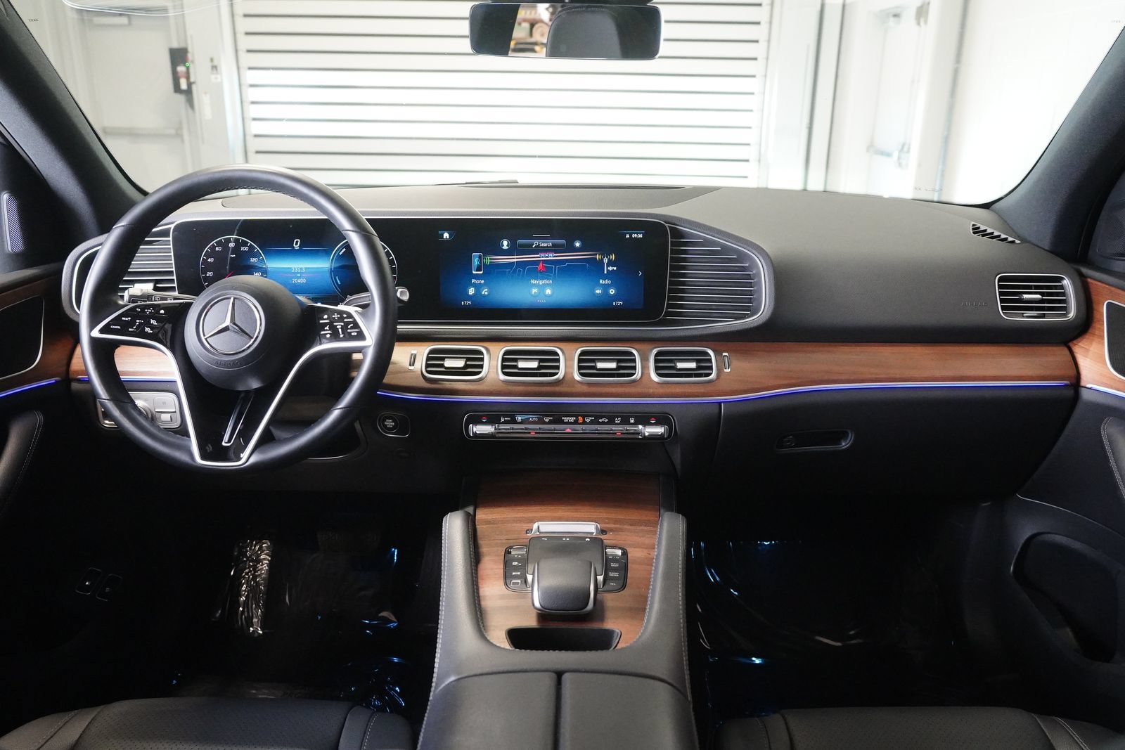 Certified 2025 Mercedes-Benz GLE 450e 4MATIC image 14