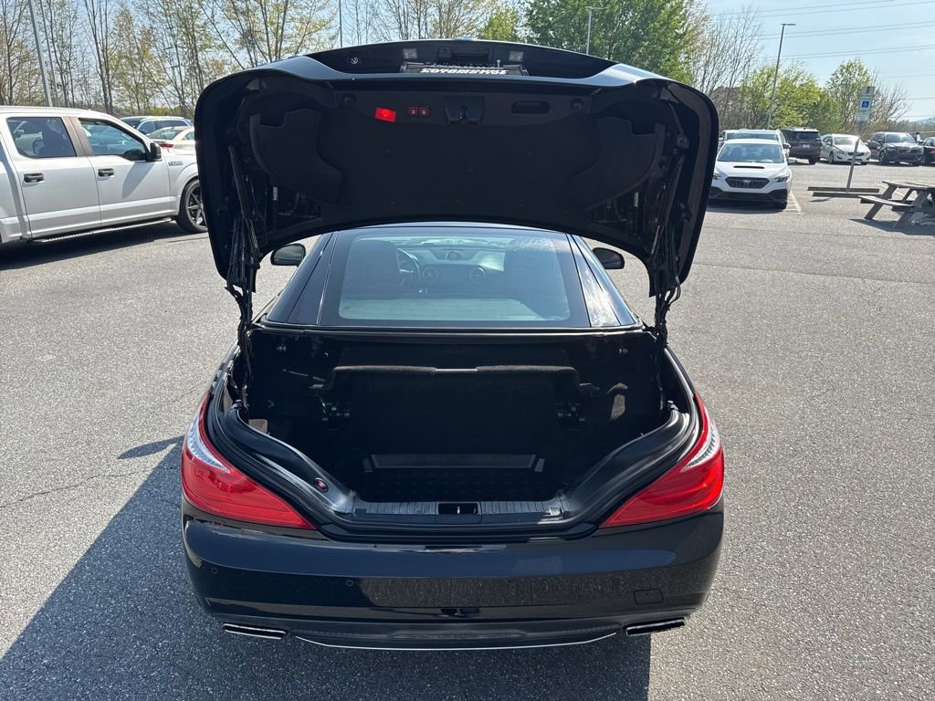 Used 2013 Mercedes-Benz SL 550 image 10