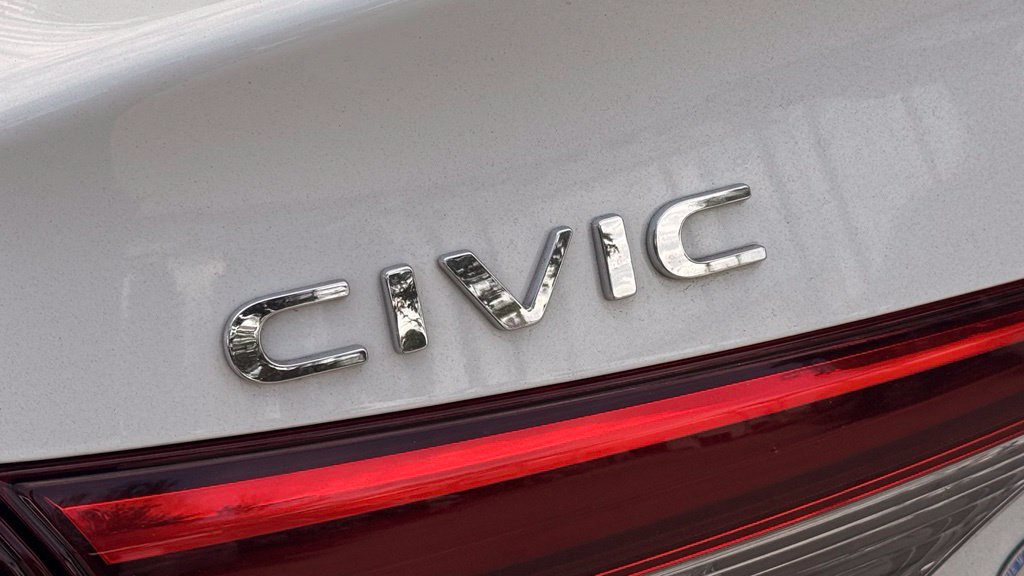 Used 2024 Honda Civic Touring image 10