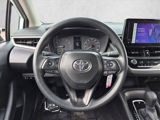Used 2025 Toyota Corolla LE FWD image 13