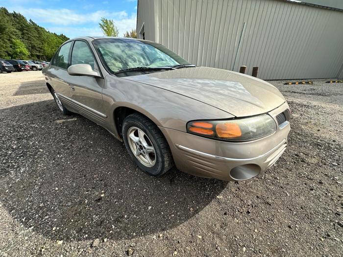 Used 2001 Pontiac Bonneville SE FWD image 52