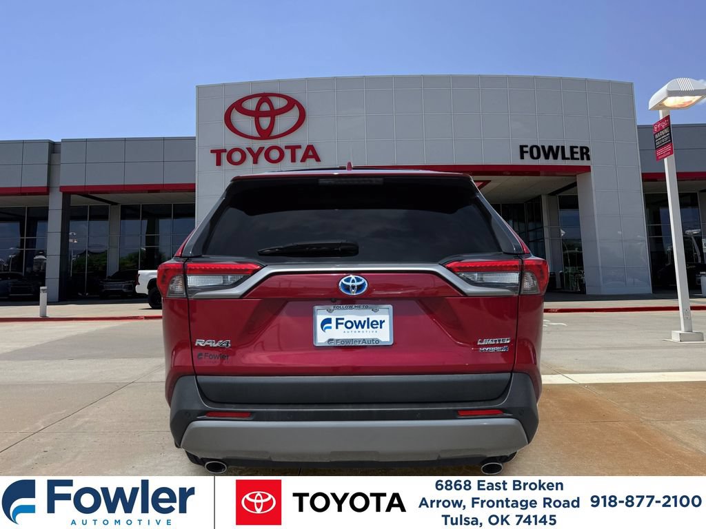 Used 2024 Toyota RAV4 Limited AWD/4WD image 4