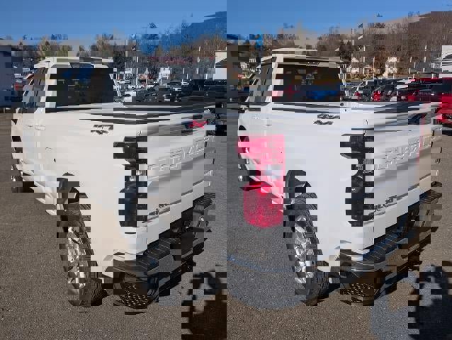 New 2026 Chevrolet Silverado 1500 LT image 8