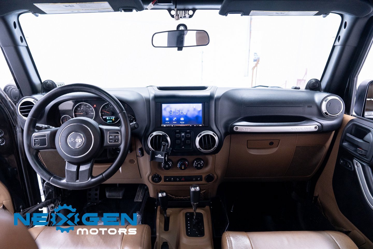 Used 2011 Jeep Wrangler Unlimited Rubicon image 9