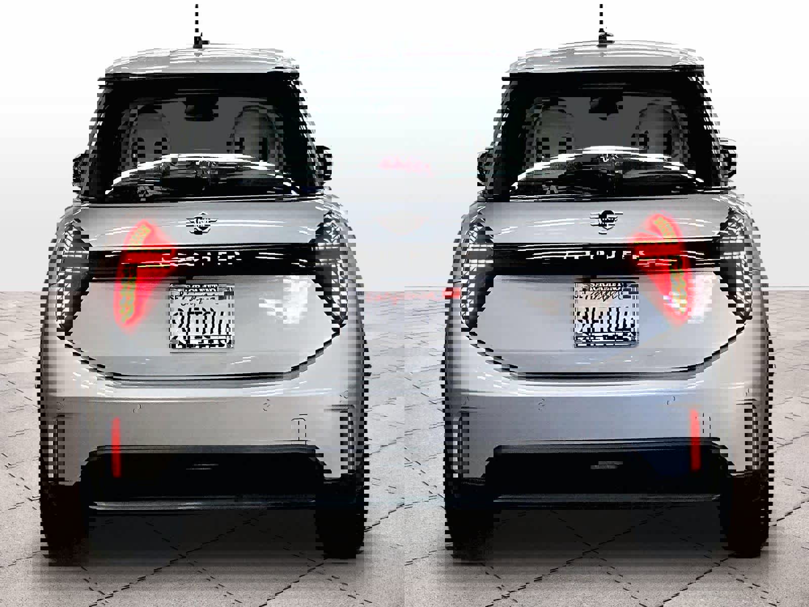 Certified 2025 MINI Cooper 2-Door Hardtop image 7