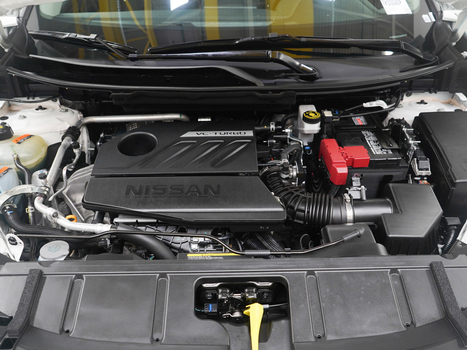 Used 2025 Nissan Rogue SV image 31