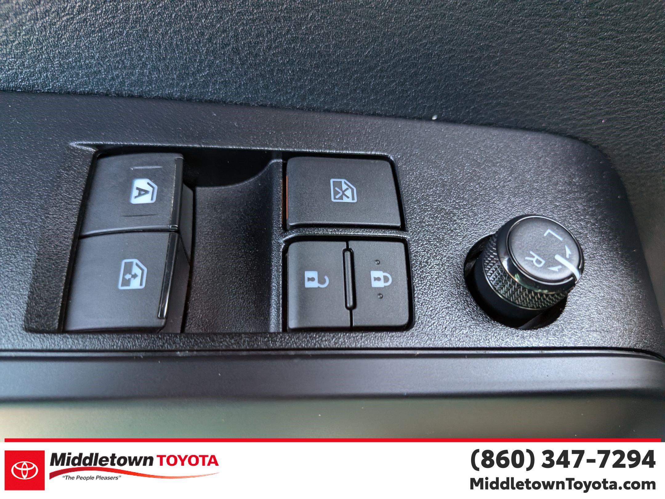 Certified 2021 Toyota Tacoma SR w/ SX Package AWD/4WD image 12
