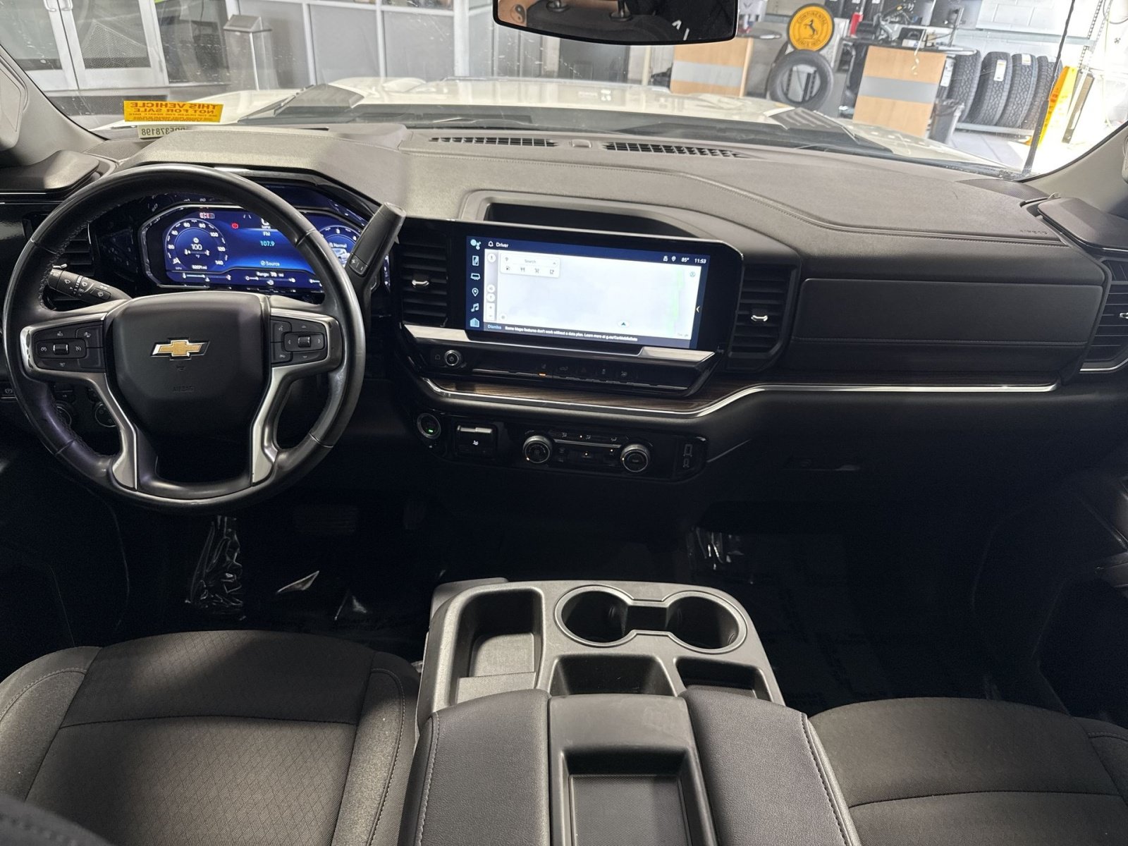 Used 2024 Chevrolet Silverado 2500 LT AWD/4WD image 24