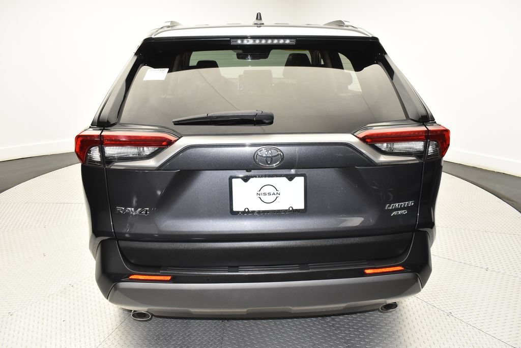 Used 2022 Toyota RAV4 Limited AWD/4WD image 6