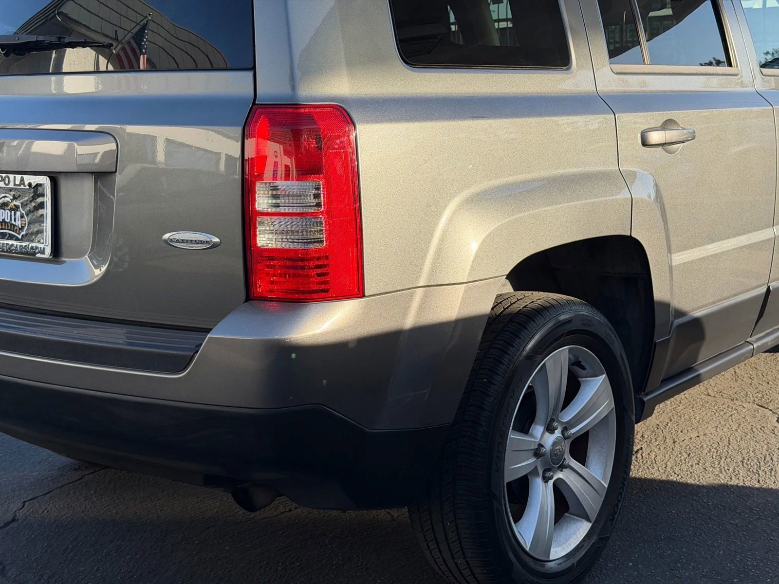 Used 2014 Jeep Patriot Latitude image 17