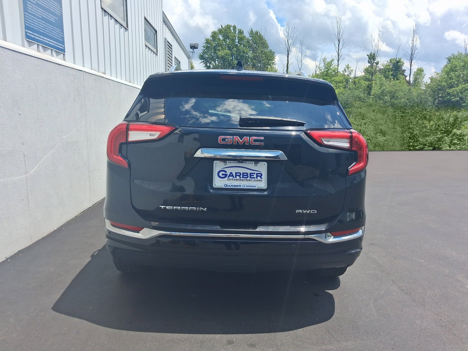 Used 2023 GMC Terrain Denali w/ LPO, Floor Liner Package AWD/4WD image 11