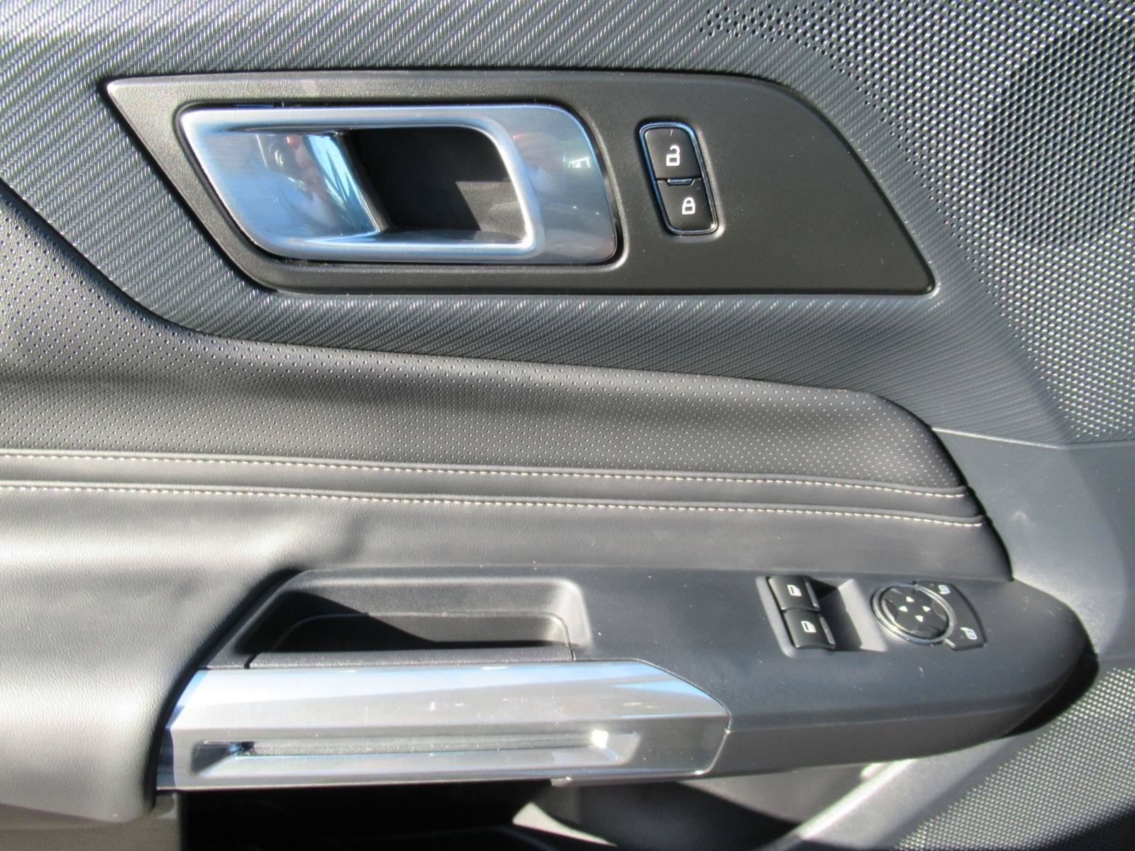 Used 2024 Ford Mustang GT Premium RWD image 18