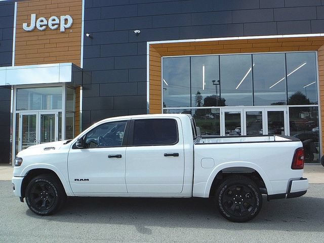 New 2026 RAM 1500 4x4 Crew Cab image 2