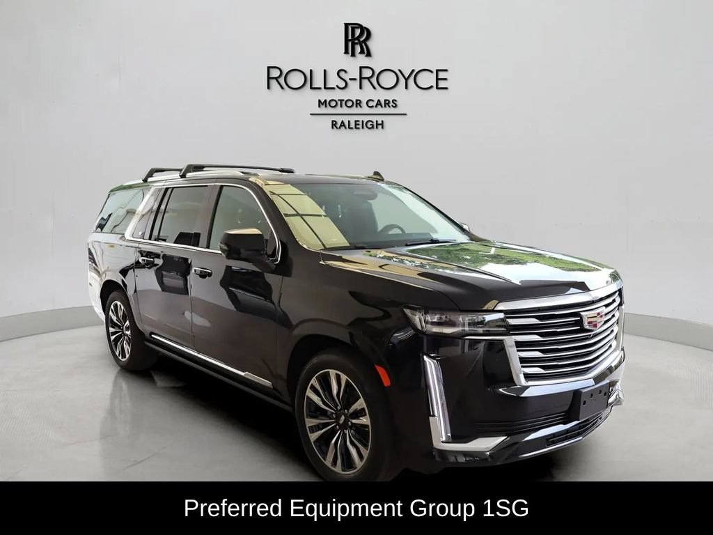 Used 2024 Cadillac Escalade ESV Premium Luxury Platinum AWD/4WD image 4