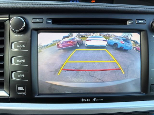 Used 2015 Toyota Highlander Limited Platinum AWD/4WD image 39