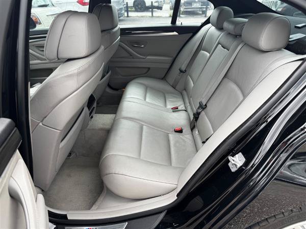 Used 2013 BMW 535i Sedan RWD image 16