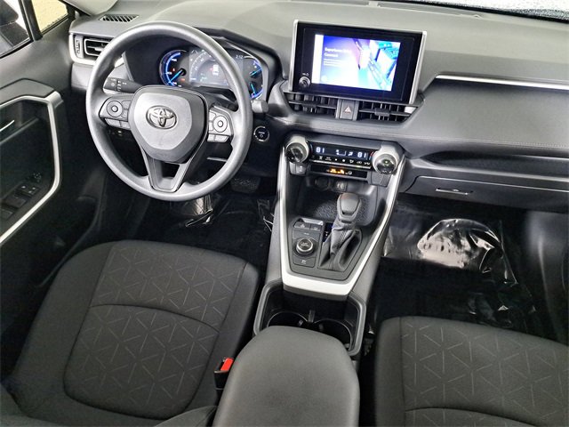 Used 2025 Toyota RAV4 XLE image 15