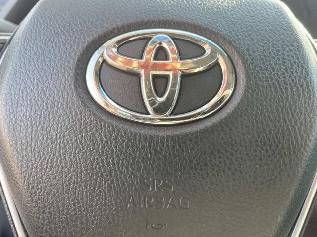 Used 2018 Toyota Camry XSE FWD image 34