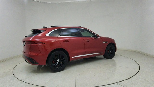 Used 2025 Jaguar F-PACE R-Dynamic S image 69