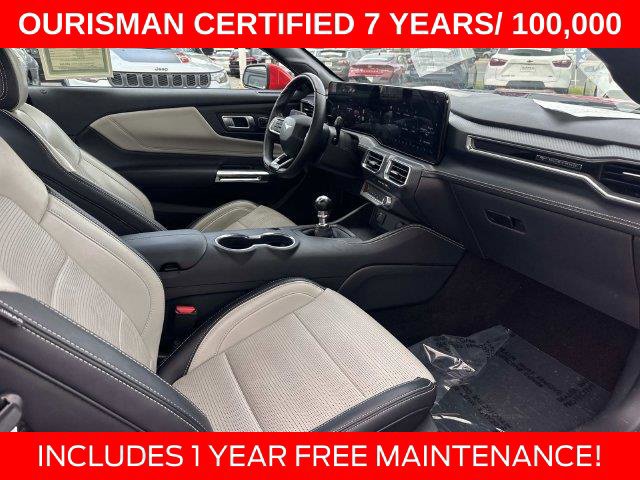 Used 2025 Ford Mustang GT Premium RWD image 11