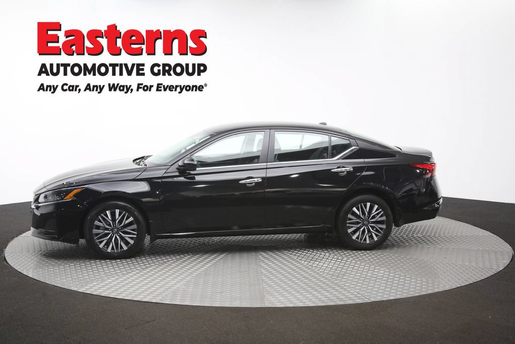 Used 2023 Nissan Altima 2.5 SV AWD/4WD image 59