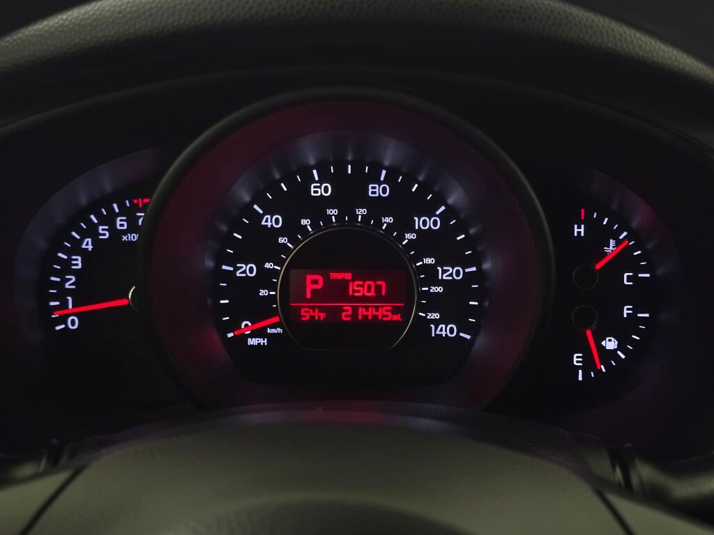 Used 2015 Kia Soul + image 32