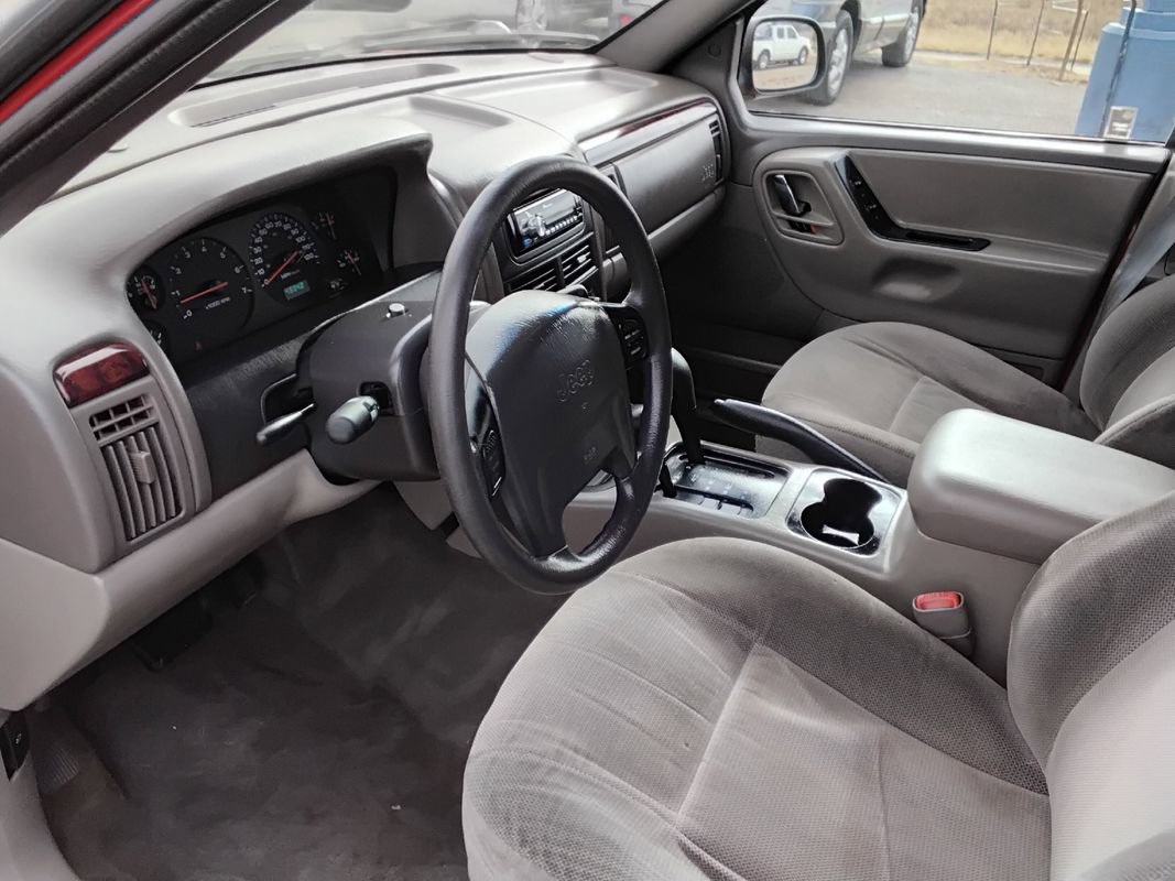 Used 2000 Jeep Grand Cherokee Laredo image 10