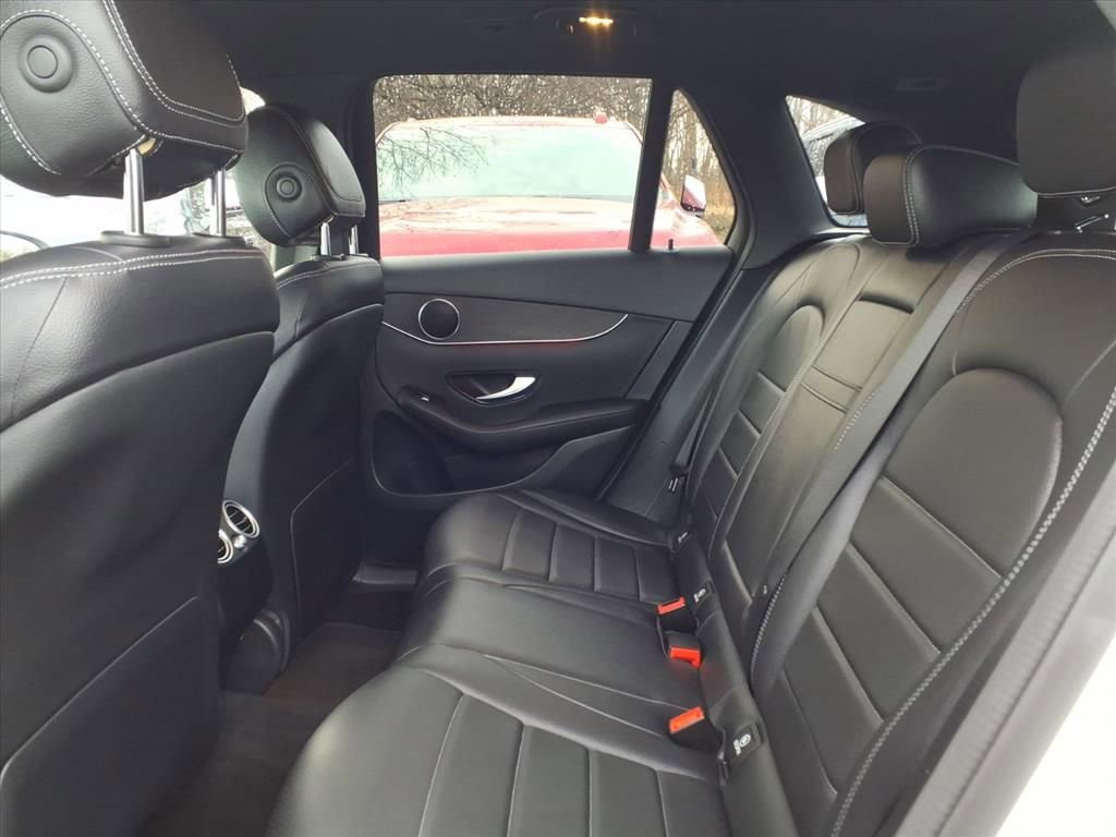 Used 2022 Mercedes-Benz GLC 300 4MATIC image 16